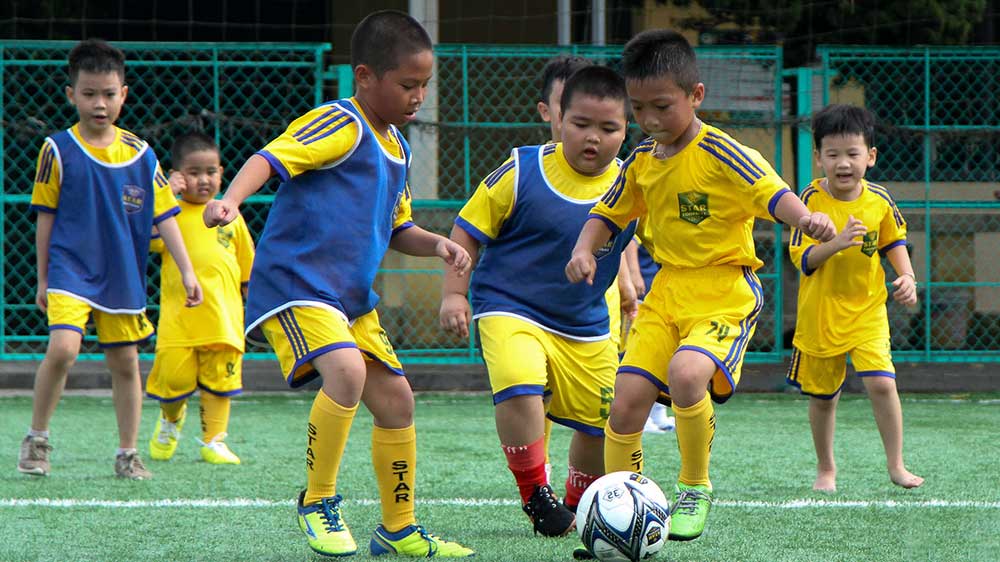 Con đường theo đuổi bóng đá đối với trẻ nhỏ sẽ rất gian nan Con đường theo đuổi bóng đá đối với trẻ nhỏ sẽ rất gian nan