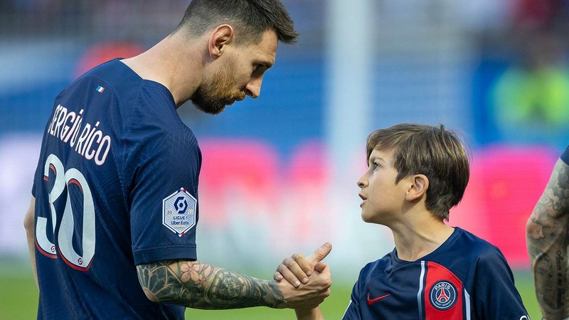 Liệu rằng Thiago Messi có trở thành một cầu thủ bóng đá như bố của mình?