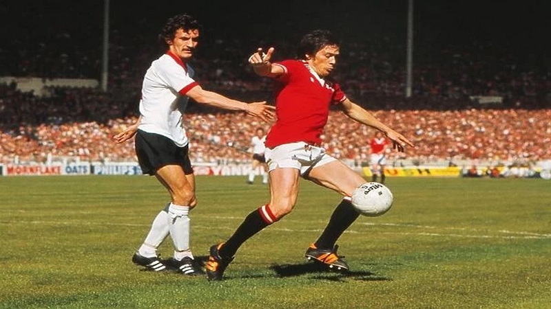 Trong lịch sử Man Utd đã gây ấn tượng bằng chiến thắng trước kình địch của mình Trong lịch sử Man Utd đã gây ấn tượng bằng chiến thắng trước kình địch của mình