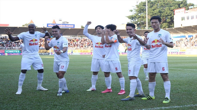 Câu lạc bộ bóng đá Hoàng Anh Gia Lai và triết lý bóng đá của bầu Đức 9 Câu lạc bộ bóng đá Hoàng Anh Gia Lai và triết lý bóng đá của bầu Đức