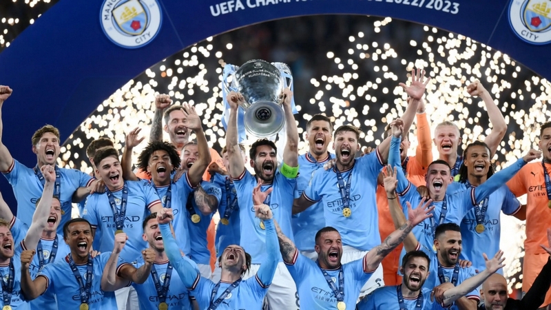 Câu lạc bộ  bóng đá Manchester City chính là một ví dụ ấn tượng về thành công trong bóng đá hiện nay