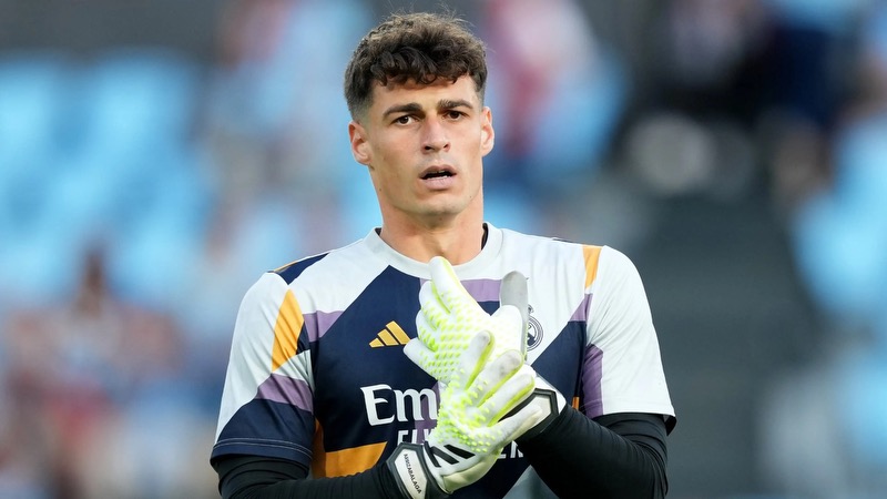 Hiện tại đang phải rất vất vả tại Real Madrid Hiện tại đang phải rất vất vả tại Real Madrid