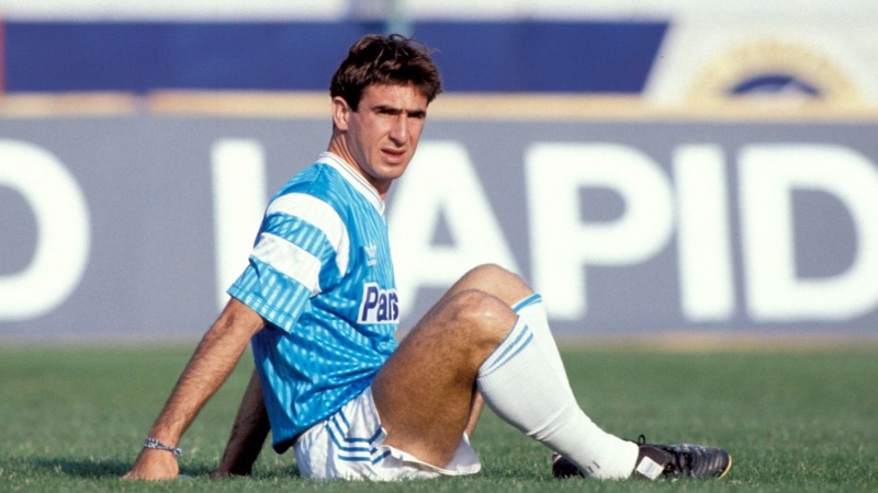 Huyền thoại MU, Eric Cantona khi còn chơi cho Marseille Huyền thoại MU, Eric Cantona khi còn chơi cho Marseille