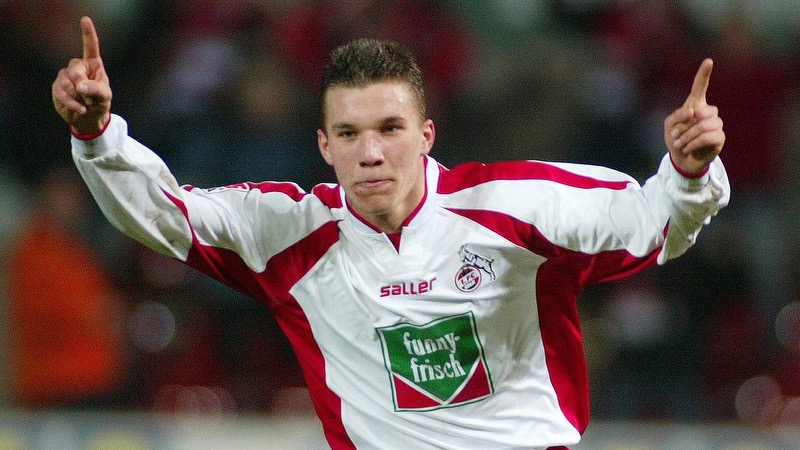 Cầu thủ Lukas Podolski thực sự không phải là quá xuất sắc Cầu thủ Lukas Podolski thực sự không phải là quá xuất sắc