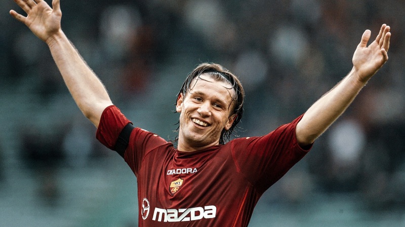Cầu thủ Antonio Cassano cũng từng được khẳng định là một tài năng lớn Cầu thủ Antonio Cassano cũng từng được khẳng định là một tài năng lớn